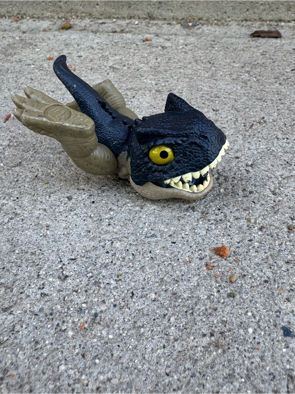 Jurassic World Uncaged PopUp Allosarua Toy Figure